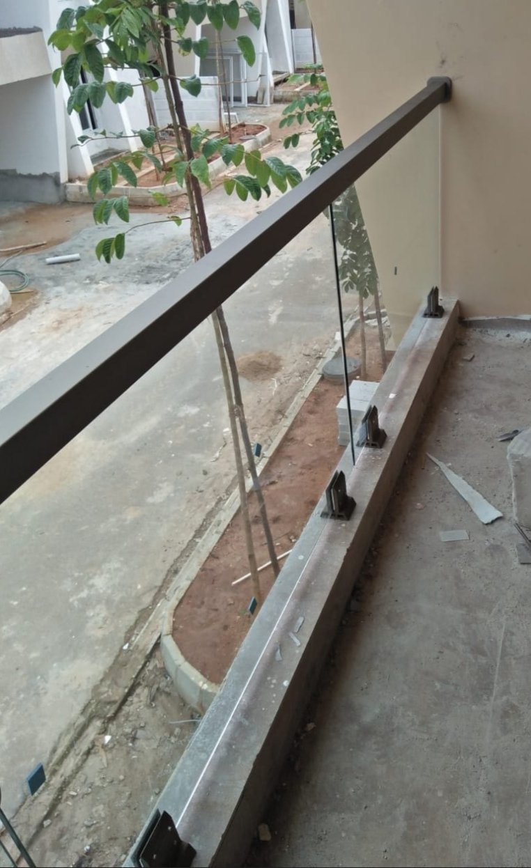 Aluminium Glass Railings in Jaipur